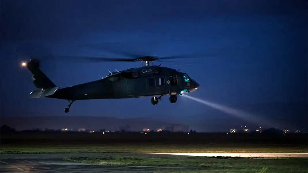 UH-60 Black Hawk Flying