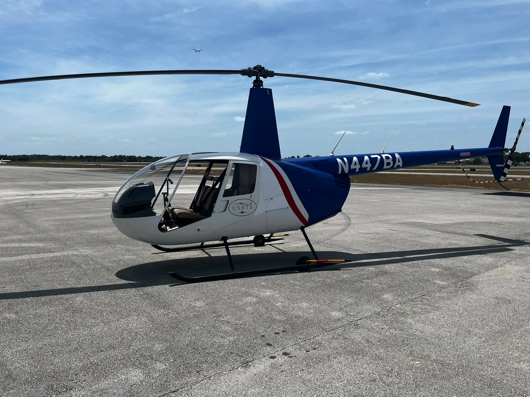 Robinson R44