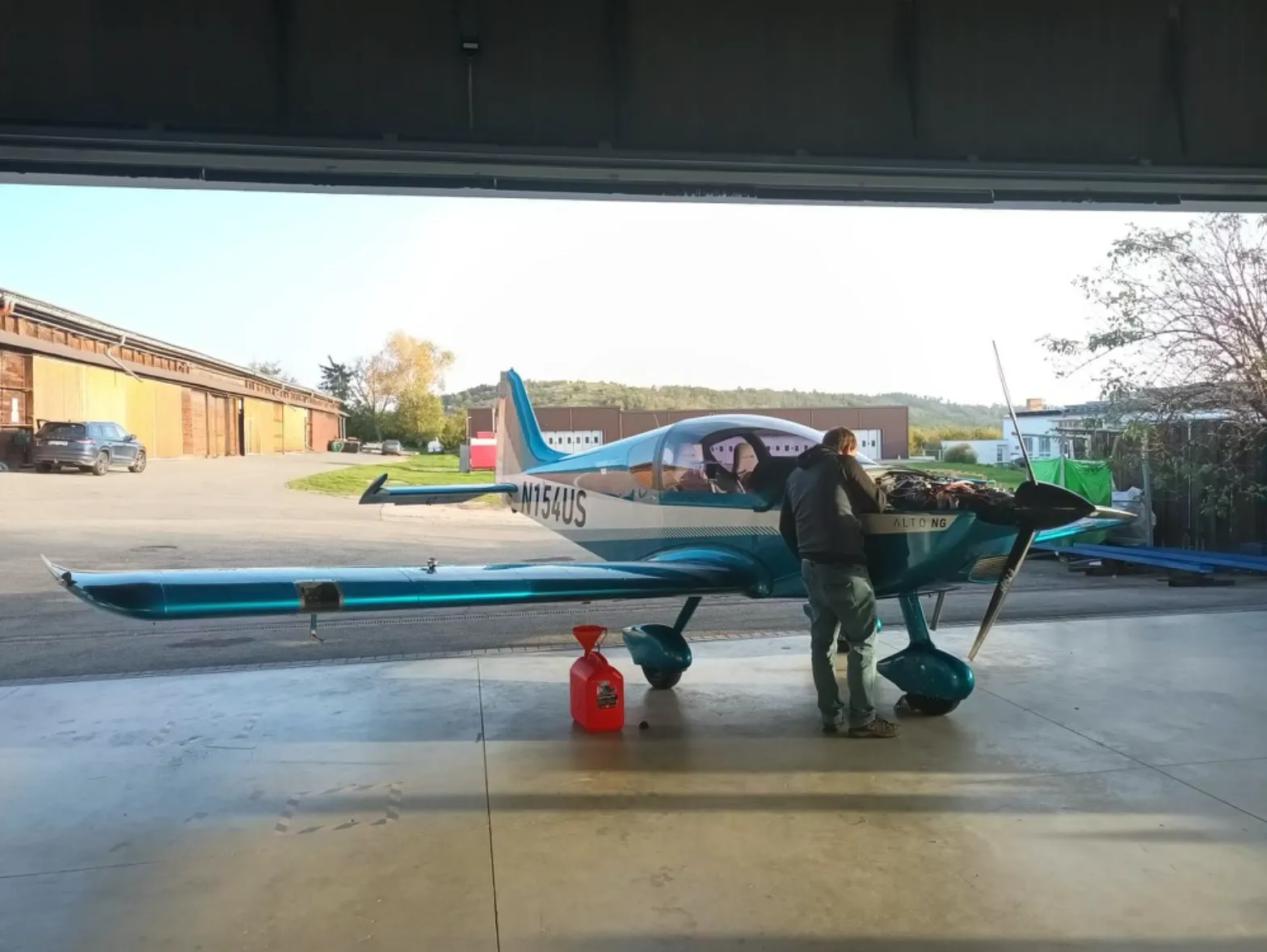 Alto NG airplane maintenance